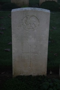 Aubigny Communal Cemetery Extension - Dolphin, David