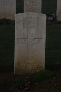 Aubigny Communal Cemetery Extension - Dover, George