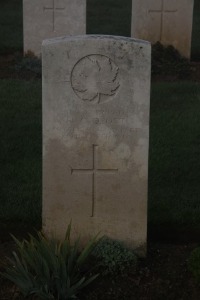 Aubigny Communal Cemetery Extension - Drost, H G