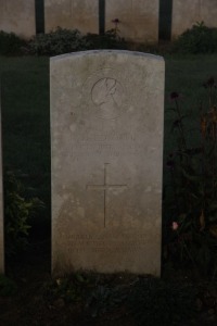 Aubigny Communal Cemetery Extension - Edmonds, Reginald Lewis