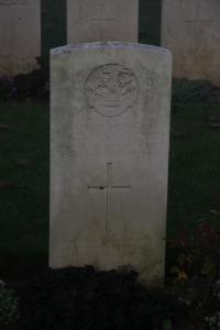 Aubigny Communal Cemetery Extension - Evennett, Keble Thomas