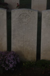 Aubigny Communal Cemetery Extension - Farrand, William