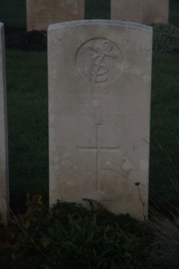 Aubigny Communal Cemetery Extension - Fieldhouse, J