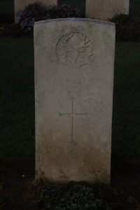 Aubigny Communal Cemetery Extension - Finlayson, Norman Gilbert