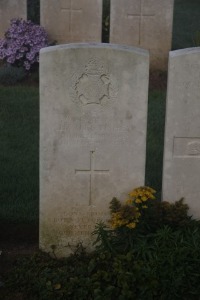 Aubigny Communal Cemetery Extension - Fisher, Charles