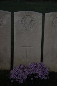 Aubigny Communal Cemetery Extension - Fleming, H S