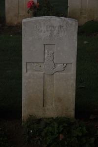 Aubigny Communal Cemetery Extension - Fletcher, W