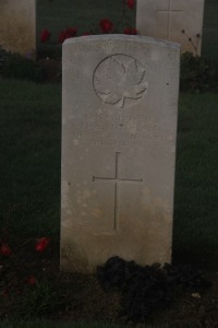 Aubigny Communal Cemetery Extension - Fordham, H A