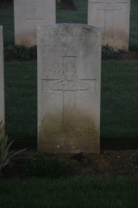 Aubigny Communal Cemetery Extension - Fox, Alfred James