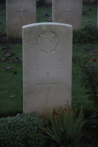 Aubigny Communal Cemetery Extension - French, John Lawson