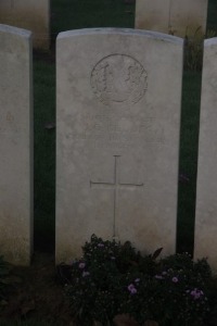 Aubigny Communal Cemetery Extension - Geddes, J G