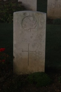 Aubigny Communal Cemetery Extension - George, Frederick L.