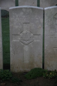 Aubigny Communal Cemetery Extension - Greenwood, Ashton