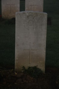 Aubigny Communal Cemetery Extension - Grey, Frank