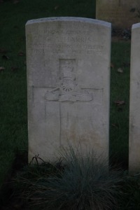 Aubigny Communal Cemetery Extension - Harris, G A