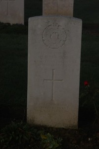 Aubigny Communal Cemetery Extension - Harwood, Harry