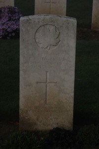 Aubigny Communal Cemetery Extension - Hawkins, E C