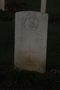 Aubigny Communal Cemetery Extension - Hay, Richard