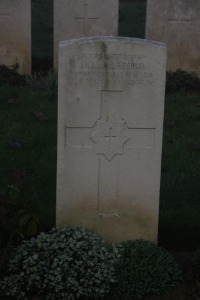 Aubigny Communal Cemetery Extension - Heaford, Douglas Lisle