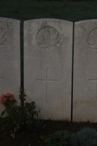 Aubigny Communal Cemetery Extension - Hedger, William George