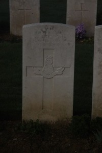 Aubigny Communal Cemetery Extension - Heeney, J