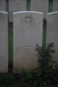 Aubigny Communal Cemetery Extension - Henderson, G