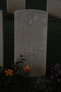 Aubigny Communal Cemetery Extension - Henderson, Thomas