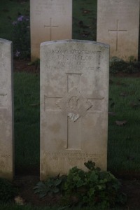 Aubigny Communal Cemetery Extension - Hislop, John Hogben