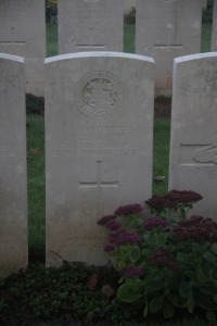 Aubigny Communal Cemetery Extension - Holme, Harry Lonsdale