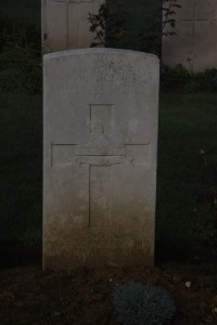 Aubigny Communal Cemetery Extension - Holmes, Frank William