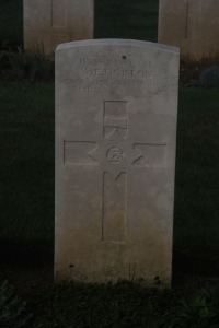 Aubigny Communal Cemetery Extension - Horton, W F