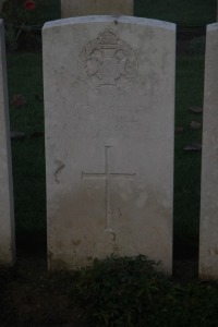 Aubigny Communal Cemetery Extension - Hull, Leonard Charles