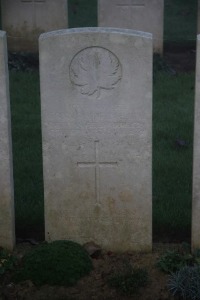 Aubigny Communal Cemetery Extension - Hull, Reginald Armitage