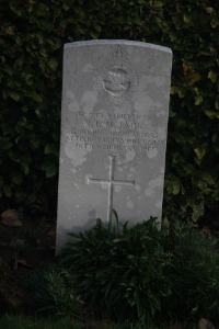 Aubigny Communal Cemetery Extension - Jack, Robert Lawrence Munro