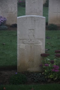 Aubigny Communal Cemetery Extension - Jones, Rowland