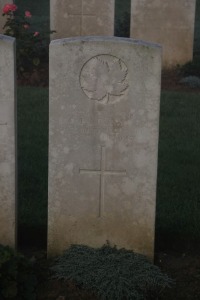 Aubigny Communal Cemetery Extension - Kenny, Francis