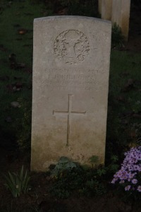 Aubigny Communal Cemetery Extension - Kilborn, Leslie Bertram