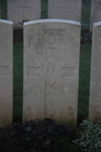 Aubigny Communal Cemetery Extension - Lawrie, G