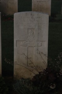 Aubigny Communal Cemetery Extension - Lawrie, George