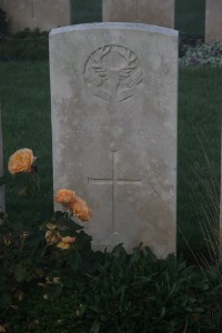 Aubigny Communal Cemetery Extension - Leitch, R