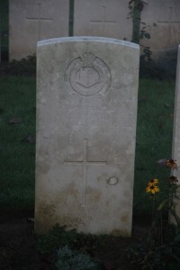 Aubigny Communal Cemetery Extension - Leslie, J