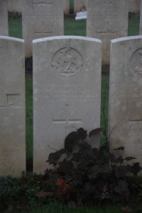 Aubigny Communal Cemetery Extension - Liddington, Wallace