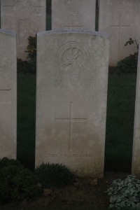 Aubigny Communal Cemetery Extension - Lincoln, Richard