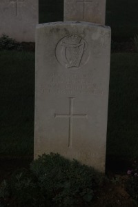 Aubigny Communal Cemetery Extension - Lovell, John Wilfred