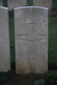 Aubigny Communal Cemetery Extension - Mann, Leonard