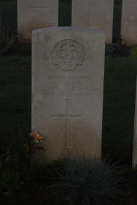 Aubigny Communal Cemetery Extension - Martin, G