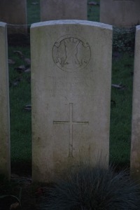 Aubigny Communal Cemetery Extension - Martin, T