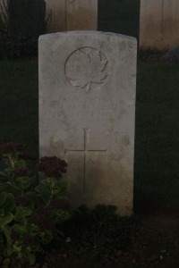 Aubigny Communal Cemetery Extension - Martineau, U