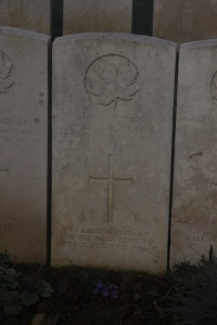 Aubigny Communal Cemetery Extension - Mason, Wilfred John