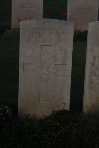 Aubigny Communal Cemetery Extension - Massie, James